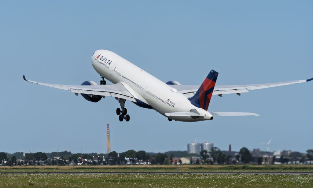 Delta Air Lines stock